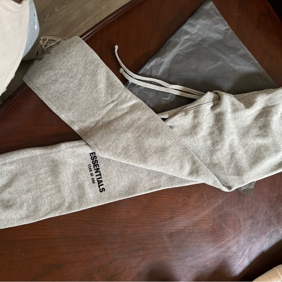 Essentials fear of god size xxsmall - Picture 4 of 5